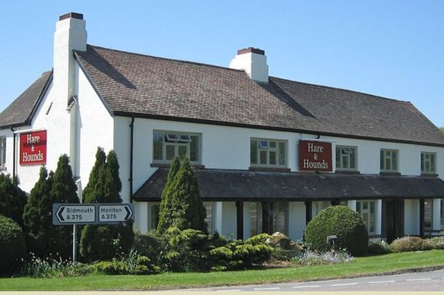 Hare and Hounds looking for bar staff image