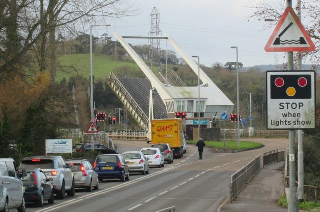 Bridge Road - Reminder of road closure in EXETER this weekend (27 Jan - 30 Jan 2017) image